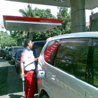 Antrean BBM di Bali Kian Parah